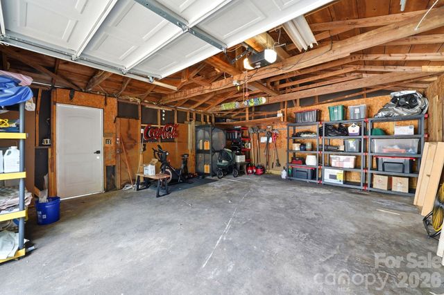 7552 Idlewild Road, Charlotte, NC 28212