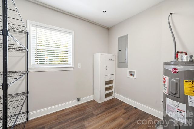 7552 Idlewild Road, Charlotte, NC 28212