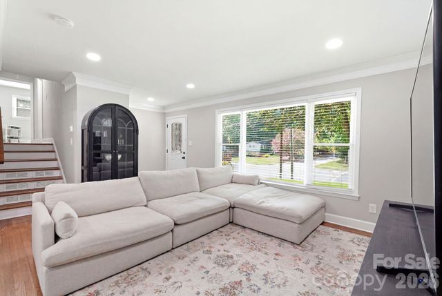 7552 Idlewild Road, Charlotte, NC 28212