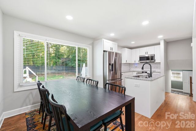 7552 Idlewild Road, Charlotte, NC 28212