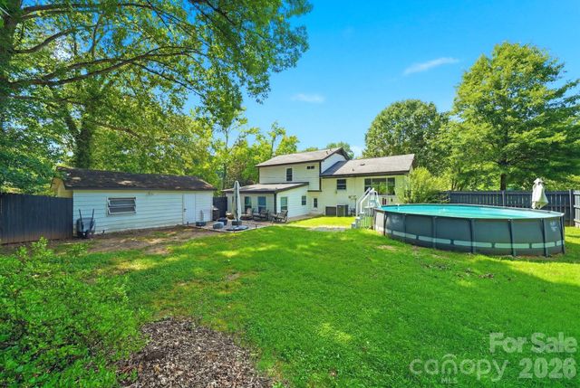 7552 Idlewild Road, Charlotte, NC 28212