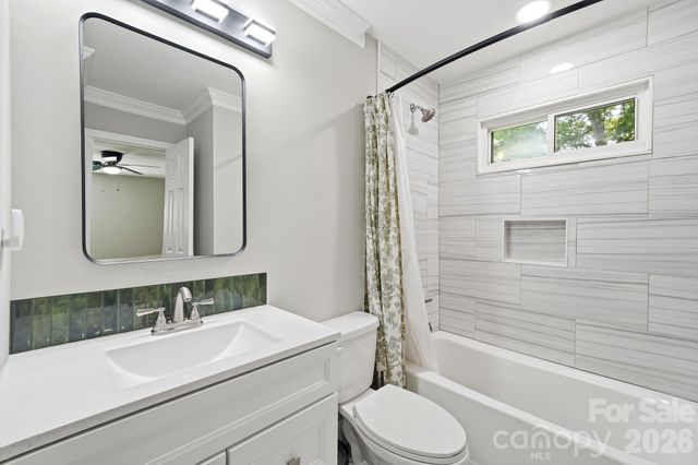 7552 Idlewild Road, Charlotte, NC 28212