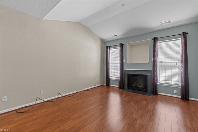 1001 Lambourne LN, Virginia Beach, VA 23462