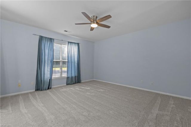 1001 Lambourne LN, Virginia Beach, VA 23462