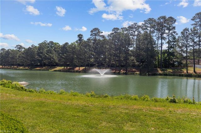 1001 Lambourne LN, Virginia Beach, VA 23462