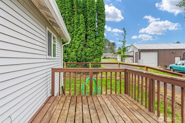 53 Michael St, Cathlamet, WA 98612