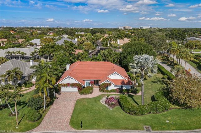 721 Turkey Oak LN, Naples, FL 34108