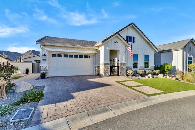 21448 W HILLCREST Boulevard, Buckeye, AZ 85396