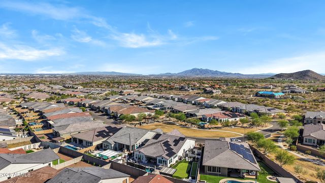 21448 W HILLCREST Boulevard, Buckeye, AZ 85396