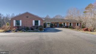 209 FAIRWAY DR, Louisa, VA 23093