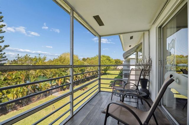 1000 Hillcrest Ct 303, Hollywood, FL 33021