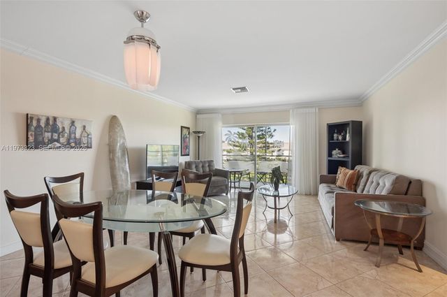 1000 Hillcrest Ct 303, Hollywood, FL 33021