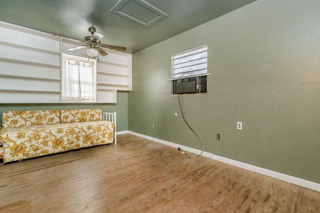 5415 SW 15TH Avenue, Amarillo, TX 79106