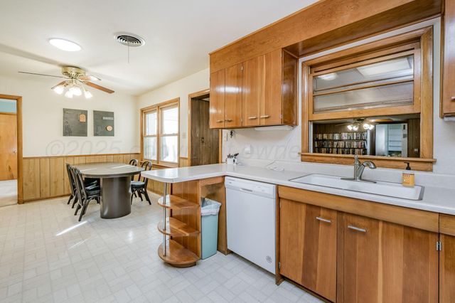 5415 SW 15TH Avenue, Amarillo, TX 79106