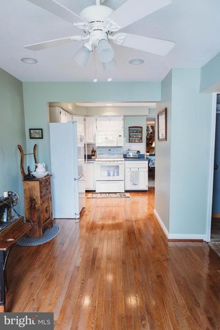 151 WALNUT ST, Spring City, PA 19475