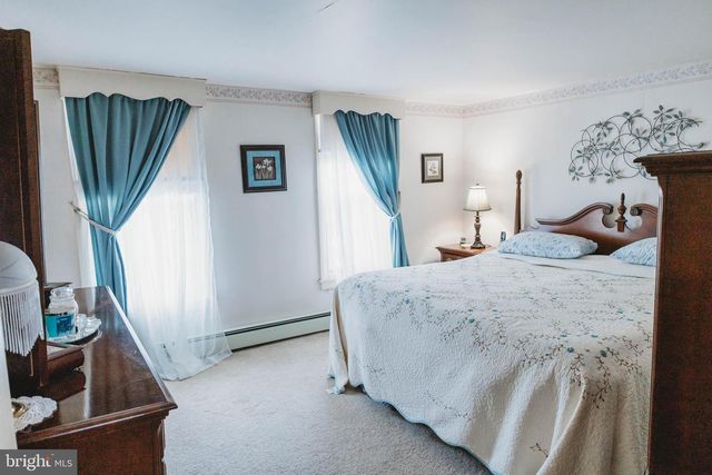 151 WALNUT ST, Spring City, PA 19475