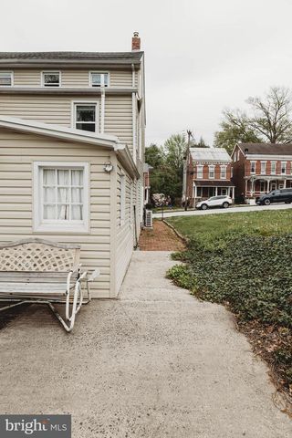 151 WALNUT ST, Spring City, PA 19475