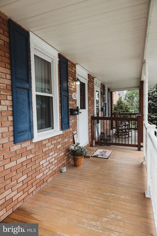 151 WALNUT ST, Spring City, PA 19475