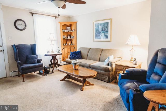 151 WALNUT ST, Spring City, PA 19475