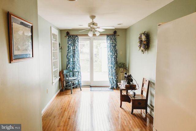 151 WALNUT ST, Spring City, PA 19475