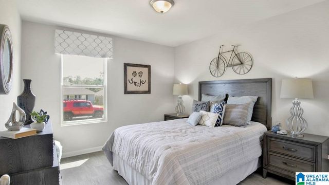 283 HALIFAX LANE, Chelsea, AL 35043