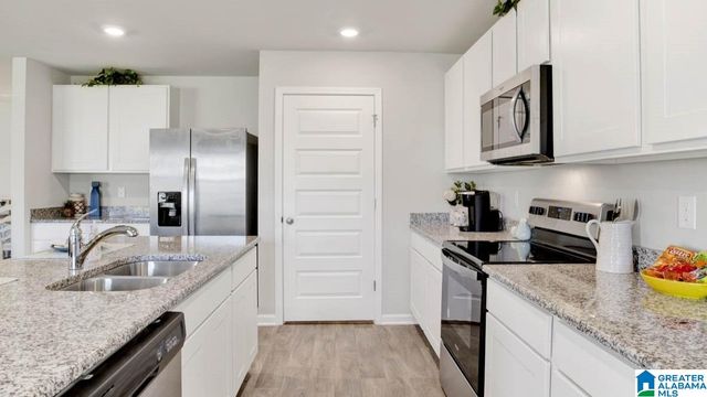 283 HALIFAX LANE, Chelsea, AL 35043