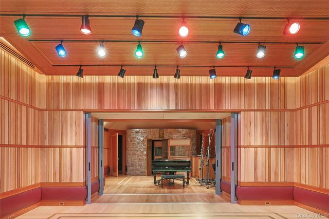 104 North Garden Drive, Pawling, NY 12564