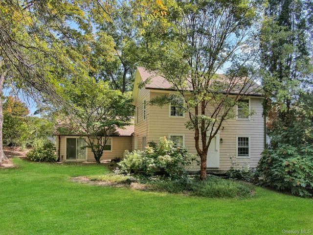 104 North Garden Drive, Pawling, NY 12564