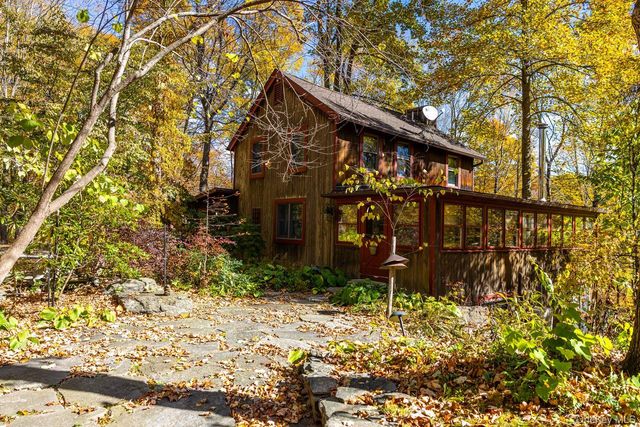 104 North Garden Drive, Pawling, NY 12564