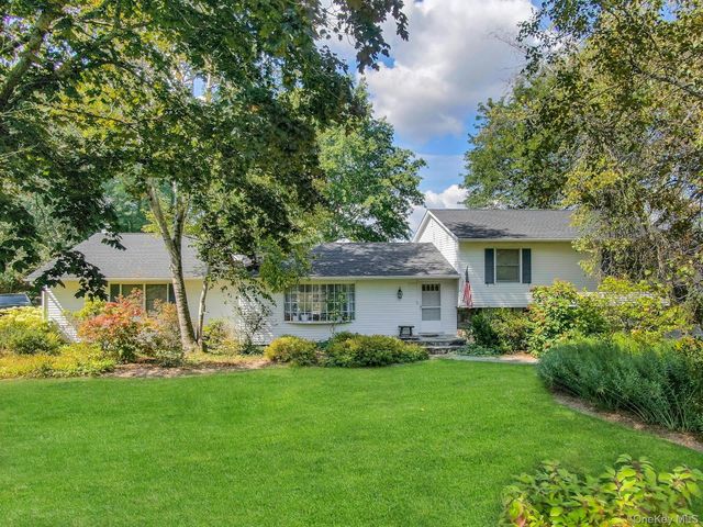 104 North Garden Drive, Pawling, NY 12564