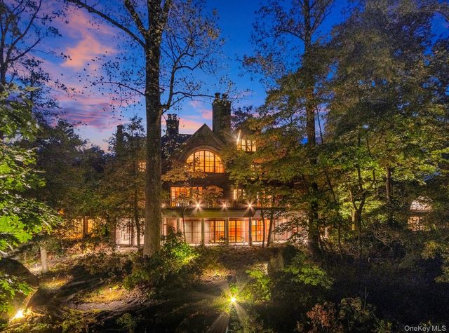 104 North Garden Drive, Pawling, NY 12564