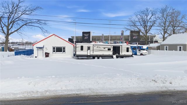 60 Fay Street, Orchard Park, NY 14127