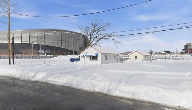 60 Fay Street, Orchard Park, NY 14127