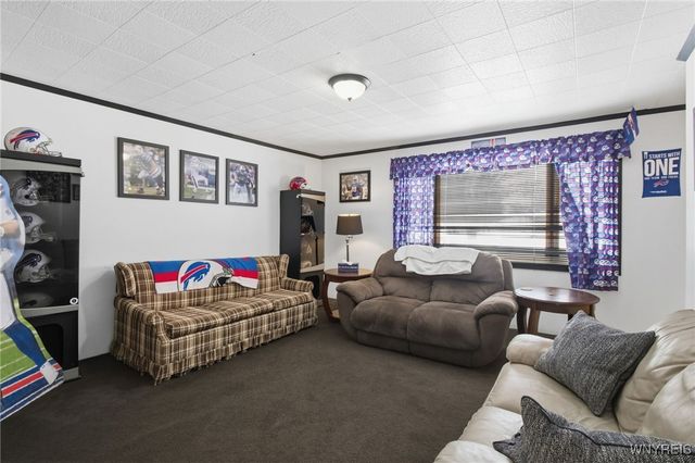 60 Fay Street, Orchard Park, NY 14127