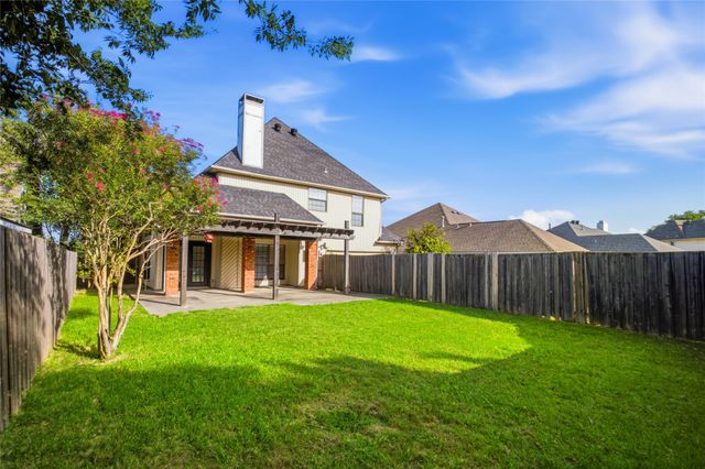 2115 Fawn Ridge Trail, Carrollton, TX 75010