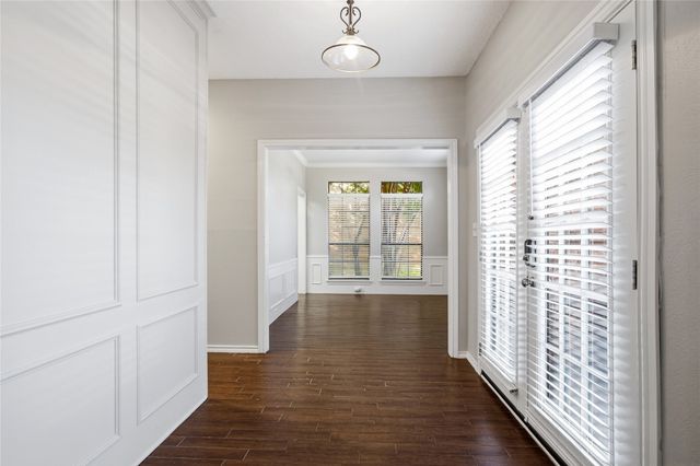 2115 Fawn Ridge Trail, Carrollton, TX 75010