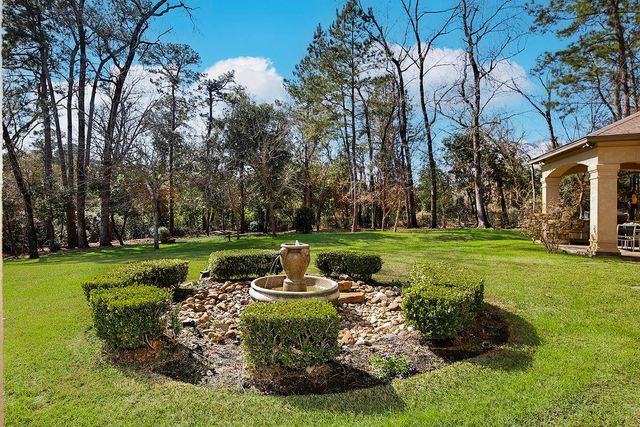 134 S Tranquil Path, The Woodlands, TX 77380