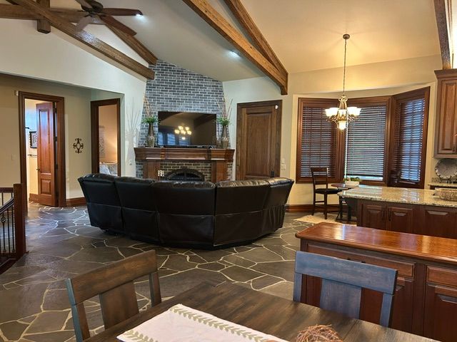 12 Live Oak Lane, Russellville, AR 72802