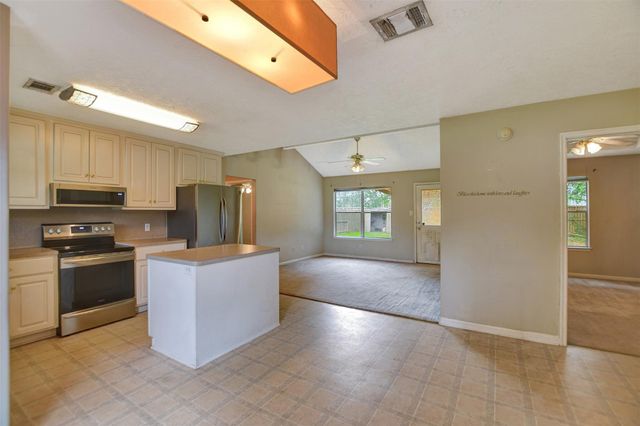 16400 Many Trees Lane, Conroe, TX 77302
