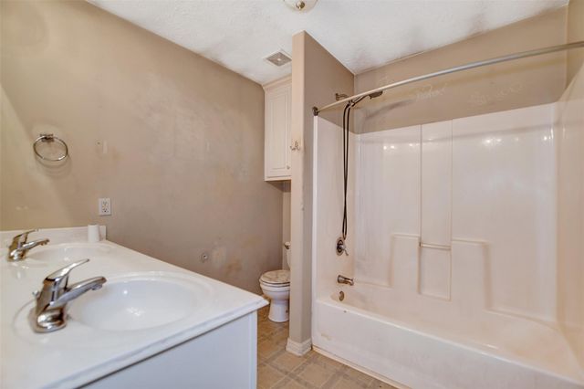 16400 Many Trees Lane, Conroe, TX 77302