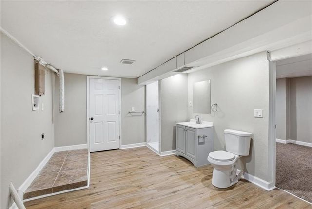 2510 S Crescent Avenue, Independence, MO 64052