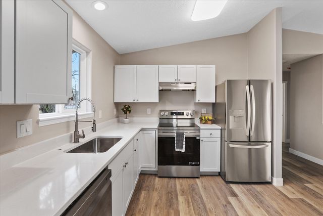 310 E Crown Ave, Spokane, WA 99205