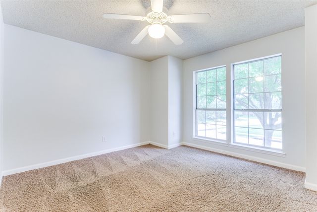 2410 Bowie Lane, Grapevine, TX 76051