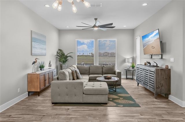 14410 E Cabana St C, Corpus Christi, TX 78418