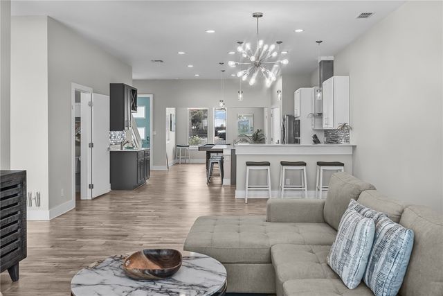 14410 E Cabana St C, Corpus Christi, TX 78418