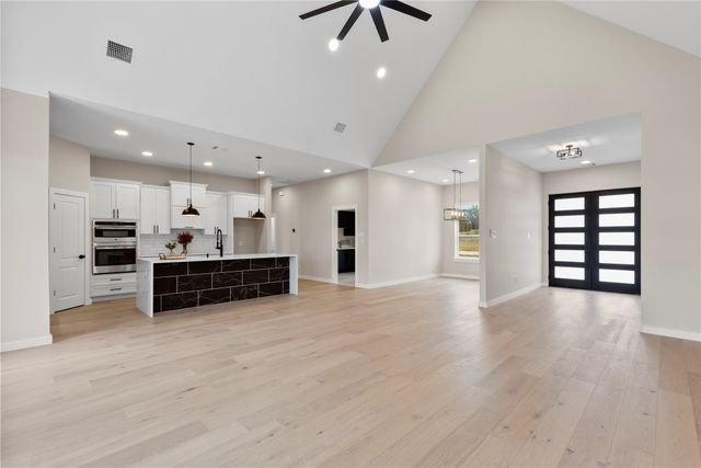 1230 Dixie Estates Way, Whitesboro, TX 76273