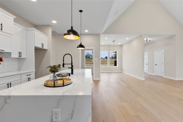 1230 Dixie Estates Way, Whitesboro, TX 76273