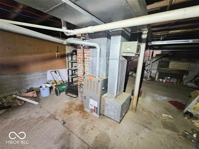 1324 Thornburg Street, New Castle, IN 47362