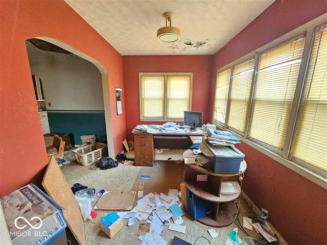 1324 Thornburg Street, New Castle, IN 47362