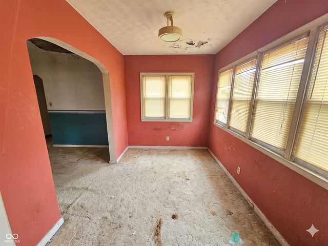 1324 Thornburg Street, New Castle, IN 47362
